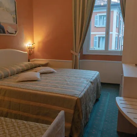 Hotel Miralago 4*