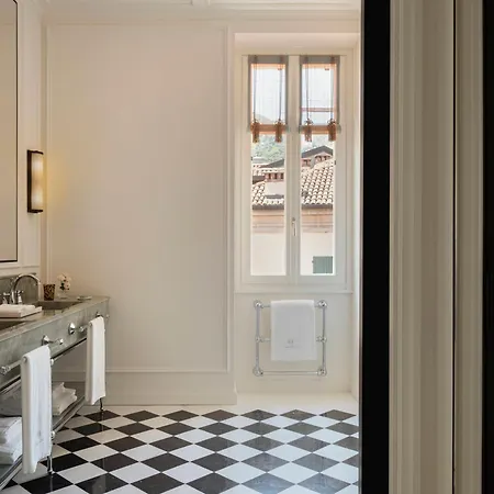 Miralago Luxury Apartment