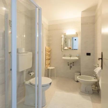 Miralago Hotel 4*